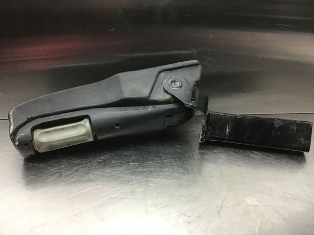 Liebherr Arm Rest Right Complete - Кабіна й інтер'єр: фото 1 Liebherr Arm Rest Right Complete - Кабіна й інтер'єр: фото 1