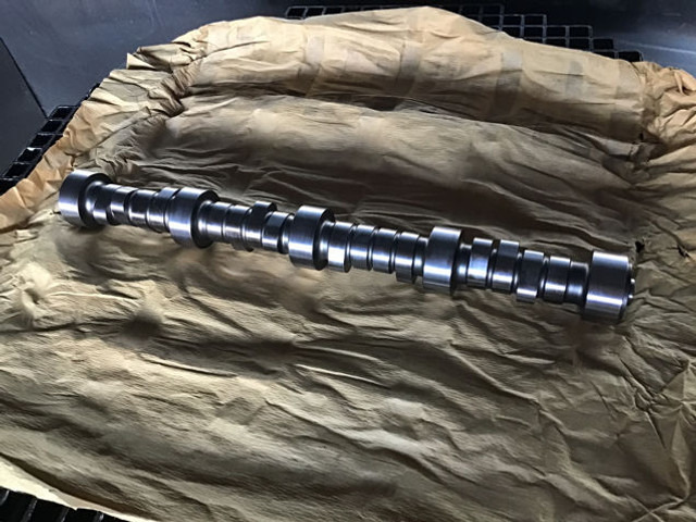 Новий Розподільний вал Liebherr Camshaft: фото 8 Новий Розподільний вал Liebherr Camshaft: фото 8