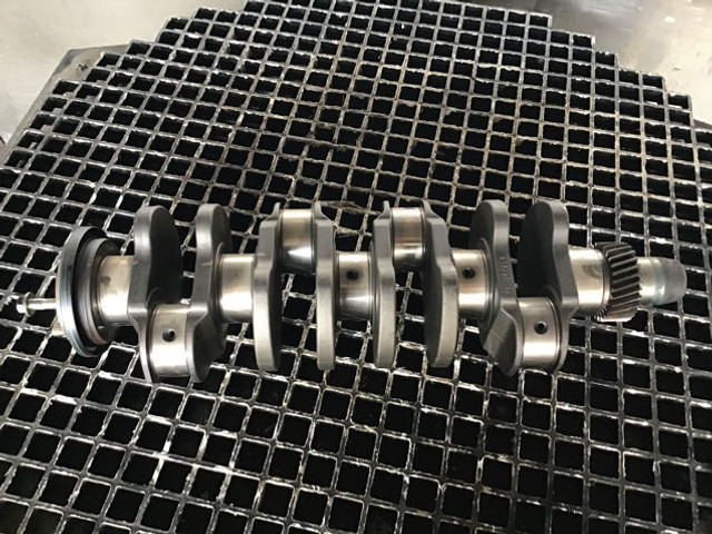 Liebherr Crankshaft - Колінчастий вал: фото 1 Liebherr Crankshaft - Колінчастий вал: фото 1