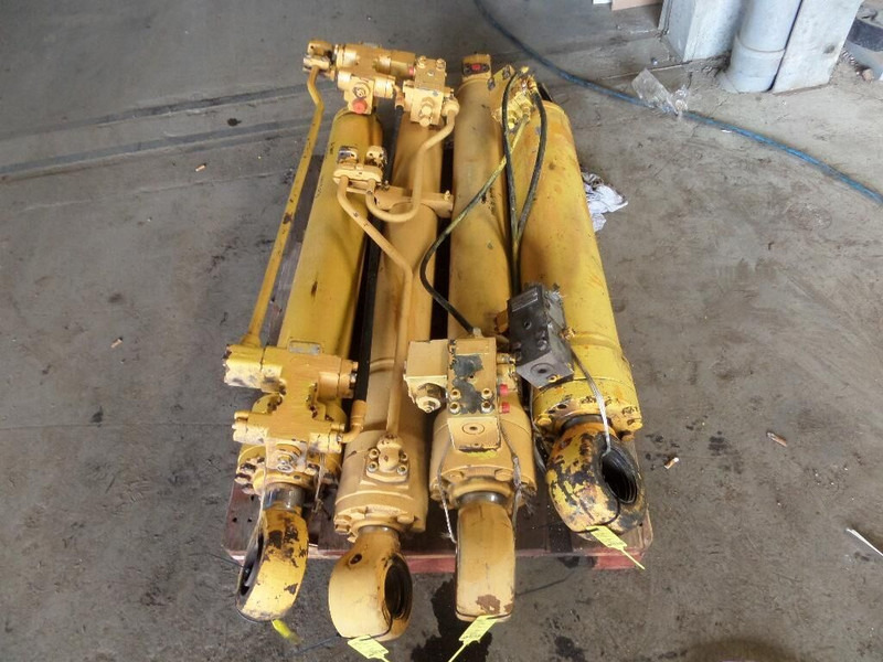 Liebherr Cylinder - Гідроциліндр: фото 2 Liebherr Cylinder - Гідроциліндр: фото 2