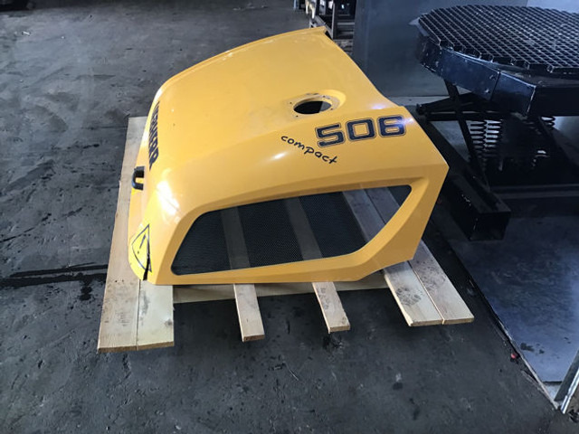 Liebherr Engine Hood - Капот: фото 3 Liebherr Engine Hood - Капот: фото 3