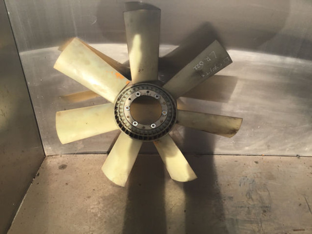 Liebherr Fan Blade - Система охолодження: фото 2 Liebherr Fan Blade - Система охолодження: фото 2