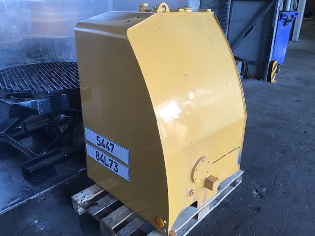 Liebherr Fuel Tank - Паливний бак: фото 3 Liebherr Fuel Tank - Паливний бак: фото 3