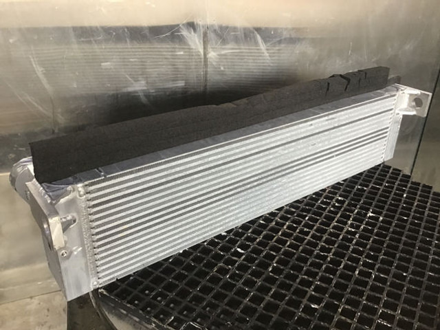 Liebherr Intercooler - Інтеркулер: фото 2 Liebherr Intercooler - Інтеркулер: фото 2