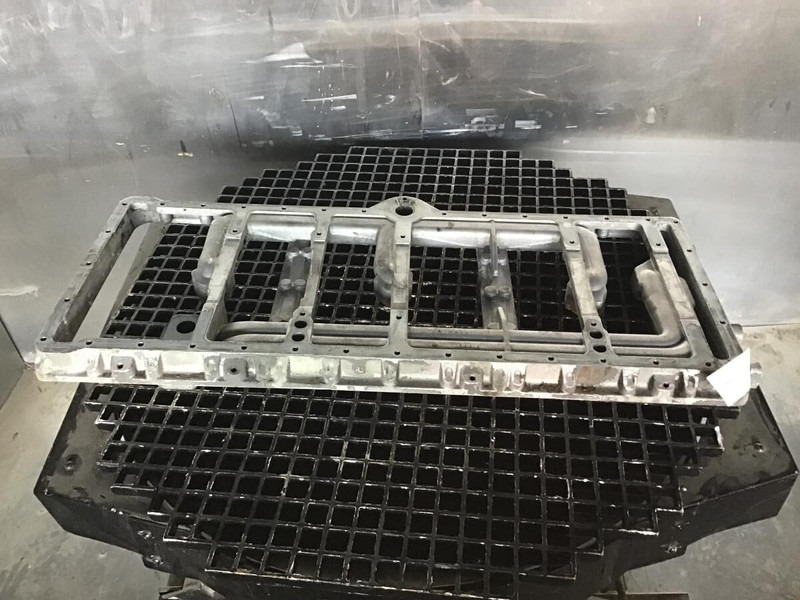 Liebherr Ladder Type Frame - Кабіна й інтер'єр: фото 2 Liebherr Ladder Type Frame - Кабіна й інтер'єр: фото 2