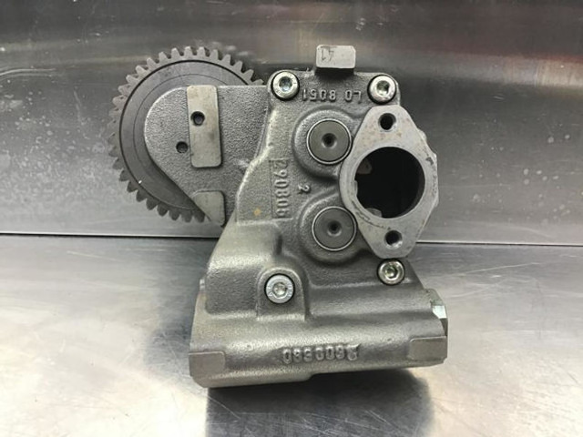 Liebherr Lubricating Oil Pump - Масляний насос: фото 1 Liebherr Lubricating Oil Pump - Масляний насос: фото 1