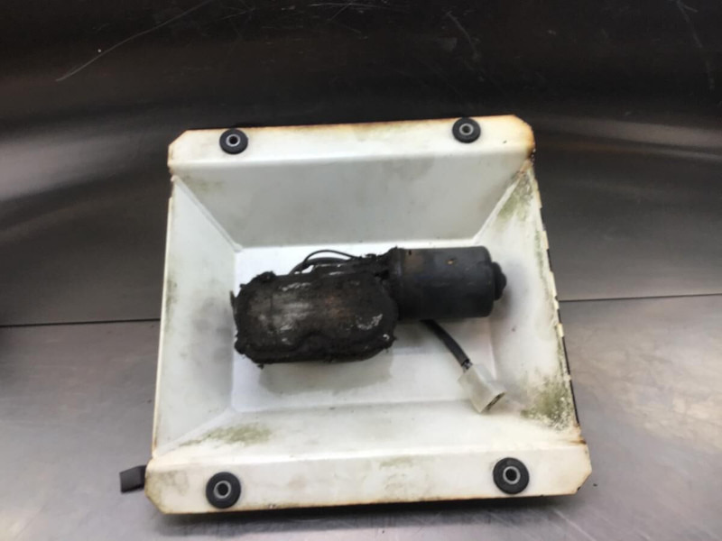 Liebherr - Склоочисник: фото 2 Liebherr - Склоочисник: фото 2