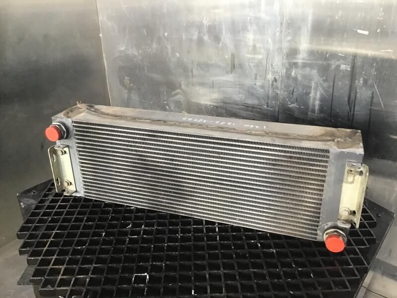 Liebherr Oil Cooler - Масляний радіатор: фото 2 Liebherr Oil Cooler - Масляний радіатор: фото 2