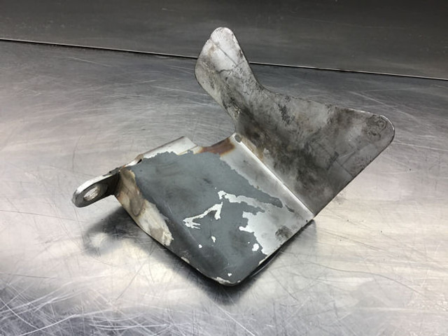 Liebherr Protection Guard - Бампер: фото 1 Liebherr Protection Guard - Бампер: фото 1