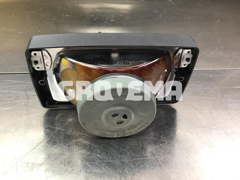 Liebherr R912 Li / R902 L - Передня фара: фото 2 Liebherr R912 Li / R902 L - Передня фара: фото 2