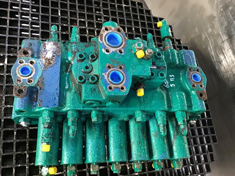 Liebherr R934 / R934B / R944B - Гідравліка: фото 1 Liebherr R934 / R934B / R944B - Гідравліка: фото 1