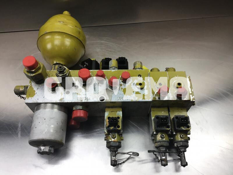 Liebherr R934B / R974B / R974 / R964B - Гідравліка: фото 3 Liebherr R934B / R974B / R974 / R964B - Гідравліка: фото 3