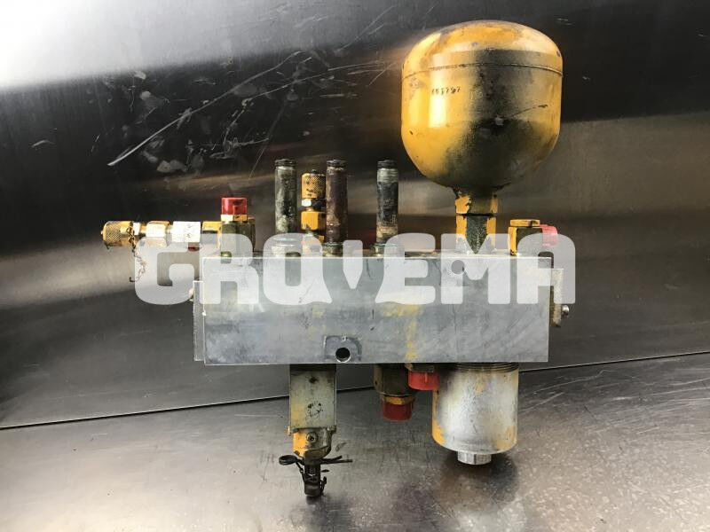 Liebherr R934B / R974B / R974 / R964B - Гідравліка: фото 2 Liebherr R934B / R974B / R974 / R964B - Гідравліка: фото 2