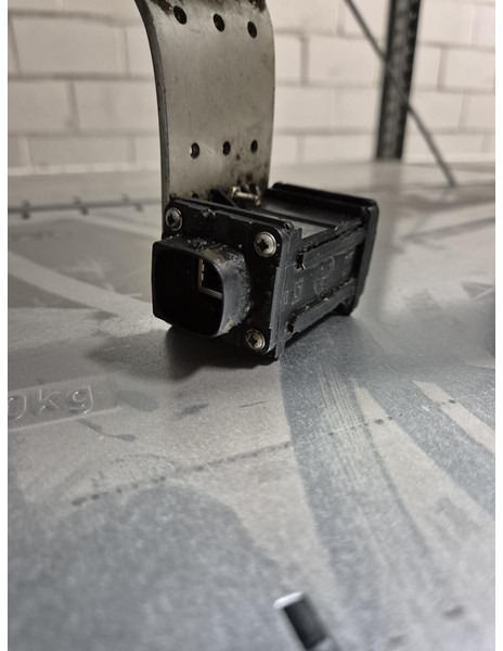 Liebherr R946 LC / A944C Li / A914C li - Кузов і екстер'єр: фото 1 Liebherr R946 LC / A944C Li / A914C li - Кузов і екстер'єр: фото 1