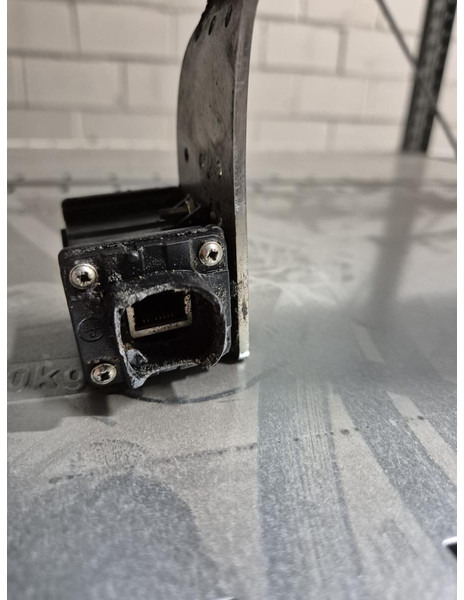 Liebherr R946 LC / A944C Li / A914C li - Кузов і екстер'єр: фото 3 Liebherr R946 LC / A944C Li / A914C li - Кузов і екстер'єр: фото 3