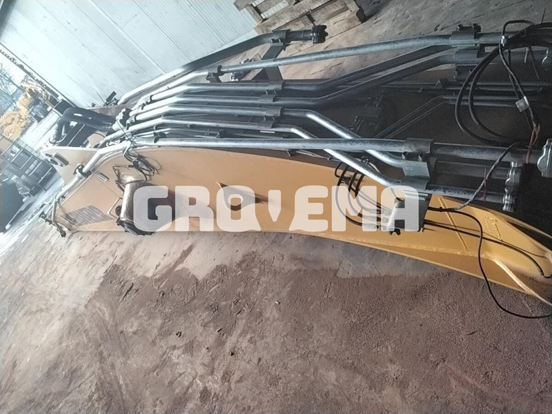 Liebherr R946 / R946 LC / R946 LC-V / R946 NLC / R946 S-HD - Кузов і екстер'єр: фото 2 Liebherr R946 / R946 LC / R946 LC-V / R946 NLC / R946 S-HD - Кузов і екстер'єр: фото 2