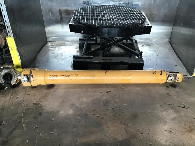 Liebherr R964B / R964B-HD / R964B EW Litronic - Гідроциліндр: фото 3 Liebherr R964B / R964B-HD / R964B EW Litronic - Гідроциліндр: фото 3