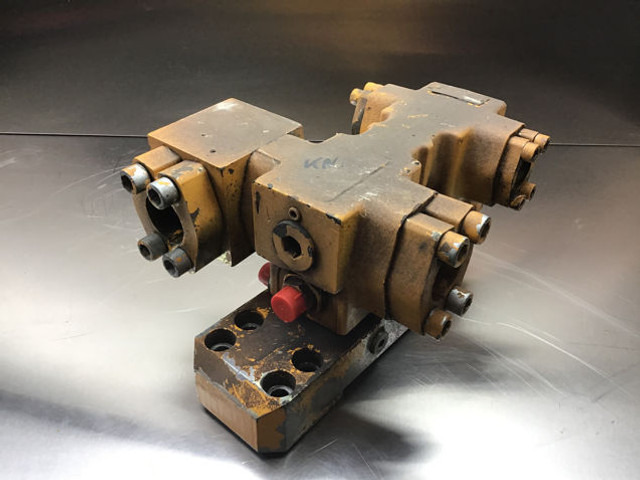 Liebherr Safety Valve - Гідравліка: фото 1 Liebherr Safety Valve - Гідравліка: фото 1