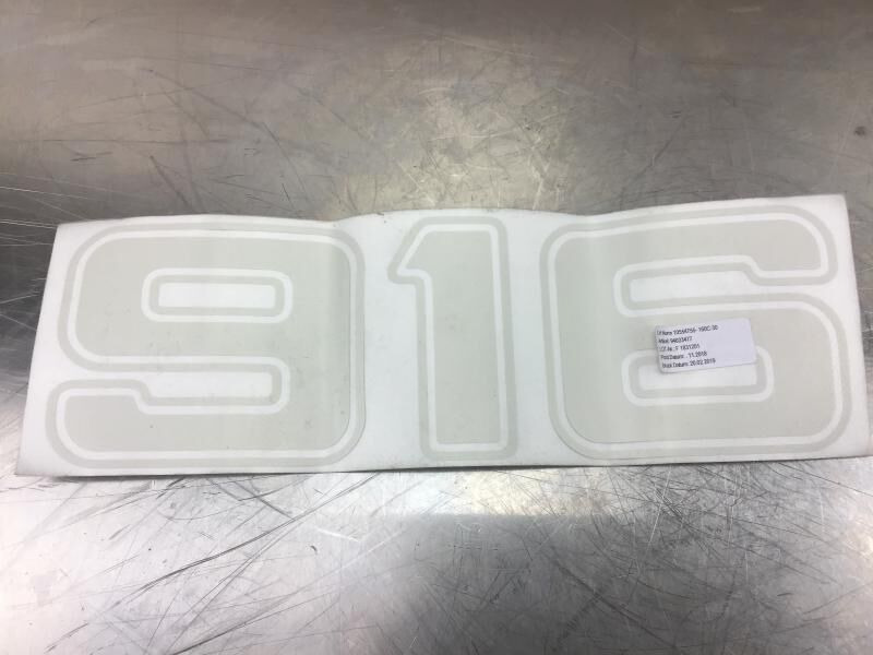 Liebherr Sticket - Бампер: фото 1 Liebherr Sticket - Бампер: фото 1