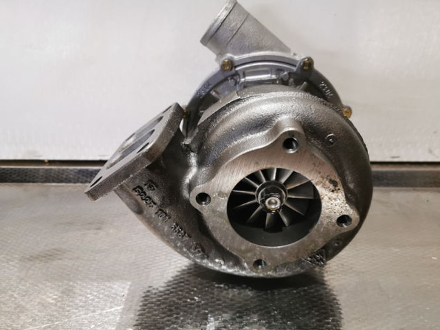 Турбіна Liebherr Turbocharger K27: фото 12 Турбіна Liebherr Turbocharger K27: фото 12