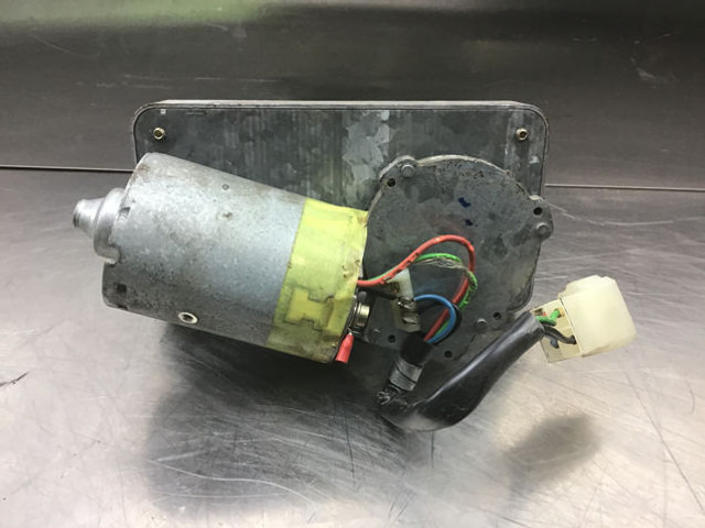 Liebherr Wiper Motor - Склоочисник: фото 1 Liebherr Wiper Motor - Склоочисник: фото 1