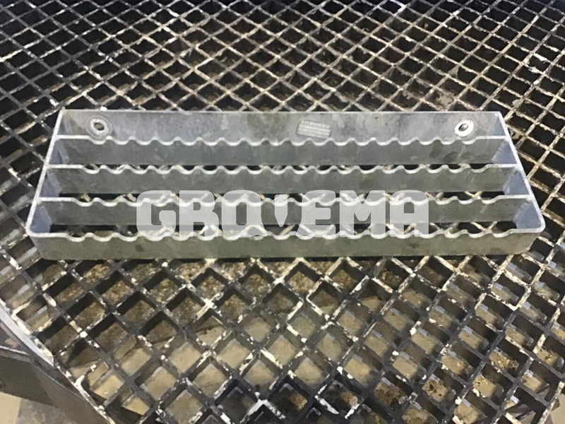 Liebherr R934 / R926 / R930 / R938 - Запчастини: фото 1 Liebherr R934 / R926 / R930 / R938 - Запчастини: фото 1