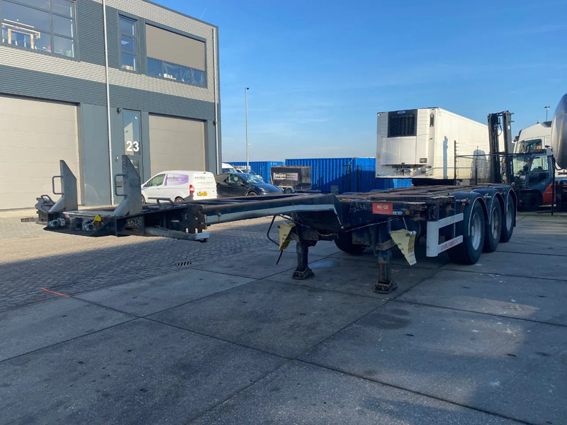 Pacton TXC 343 Multi / 3x Extendable / 1x Lift Axle - Контейнеровоз/ Змінний кузов напівпричіп: фото 4 Pacton TXC 343 Multi / 3x Extendable / 1x Lift Axle - Контейнеровоз/ Змінний кузов напівпричіп: фото 4