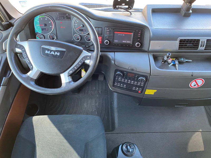 Interior photo 1: Тягач MAN TGX 18.440 / ADR / PTO / Automatic