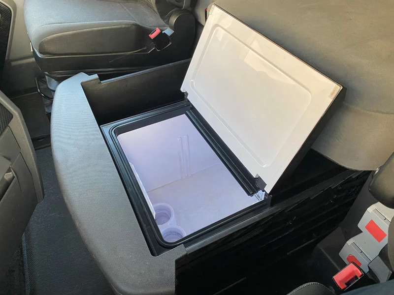 Тягач Renault T HIGH 520 DTI 13 / 2x Tank / Full spoilers / Stand Airco: фото 10