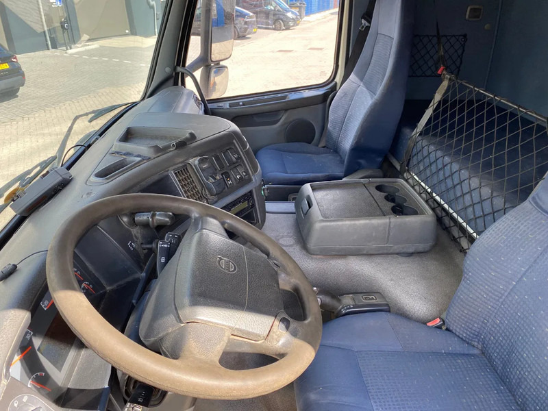 Volvo FM 440 6x4 / Hooklift and Tractor / Hub Reduction в лізинг Volvo FM 440 6x4 / Hooklift and Tractor / Hub Reduction: фото 9