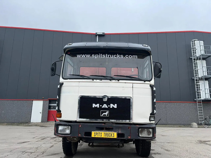 MAN 26.321 Manual + FULL STEEL 6x4) - Бортова вантажівка/ Платформа: фото 2 MAN 26.321 Manual + FULL STEEL 6x4) - Бортова вантажівка/ Платформа: фото 2