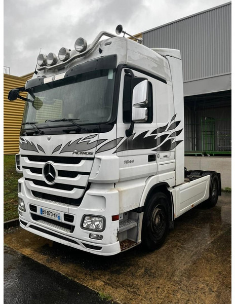 Mercedes-Benz Actros 1844 Retarder + Full Spoiler - Тягач: фото 1 Mercedes-Benz Actros 1844 Retarder + Full Spoiler - Тягач: фото 1