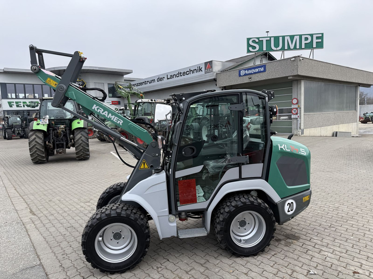 Kramer KL14.5 - Компактний фронтальний навантажувач: фото 3 Kramer KL14.5 - Компактний фронтальний навантажувач: фото 3
