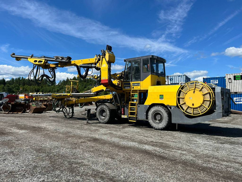 Atlas-Copco XE3 C30 - Бурова установка: фото 1 Atlas-Copco XE3 C30 - Бурова установка: фото 1
