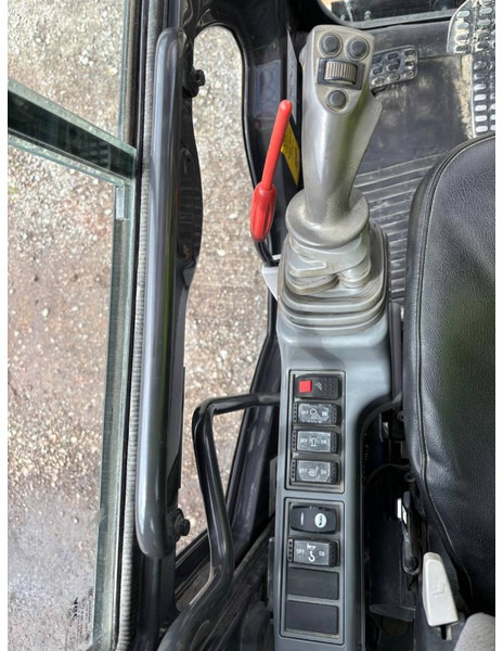 Гусеничний екскаватор Hitachi ZX 210 LC-5 B: фото 12