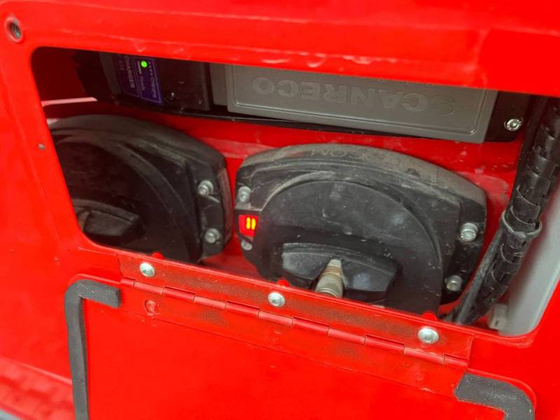 Колінчастий підйомник Platform Basket Spider 27.14: фото 12