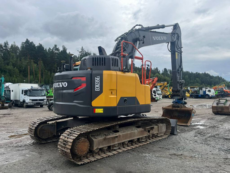 Volvo ECR 235 EL - Гусеничний екскаватор: фото 3 Volvo ECR 235 EL - Гусеничний екскаватор: фото 3