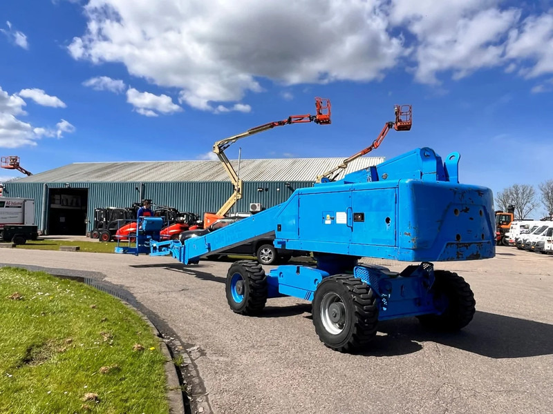 Aichi SP21AJ - Телескопічний підйомник: фото 4 Aichi SP21AJ - Телескопічний підйомник: фото 4