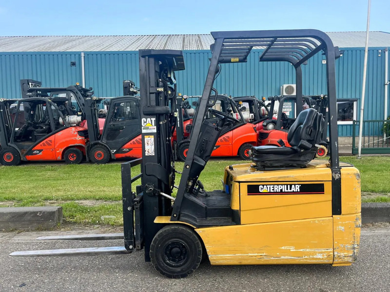 Caterpillar EP18KT - Електронавантажувач: фото 2 Caterpillar EP18KT - Електронавантажувач: фото 2