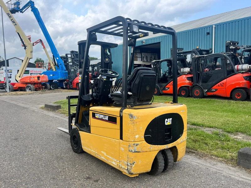 Caterpillar EP18KT - Електронавантажувач: фото 5 Caterpillar EP18KT - Електронавантажувач: фото 5