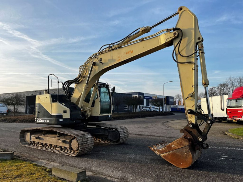 Hyundai Robex 235LCR-9A - Гусеничний екскаватор: фото 3 Hyundai Robex 235LCR-9A - Гусеничний екскаватор: фото 3