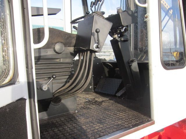 Дизельний навантажувач Kalmar DC12-1200: фото 7