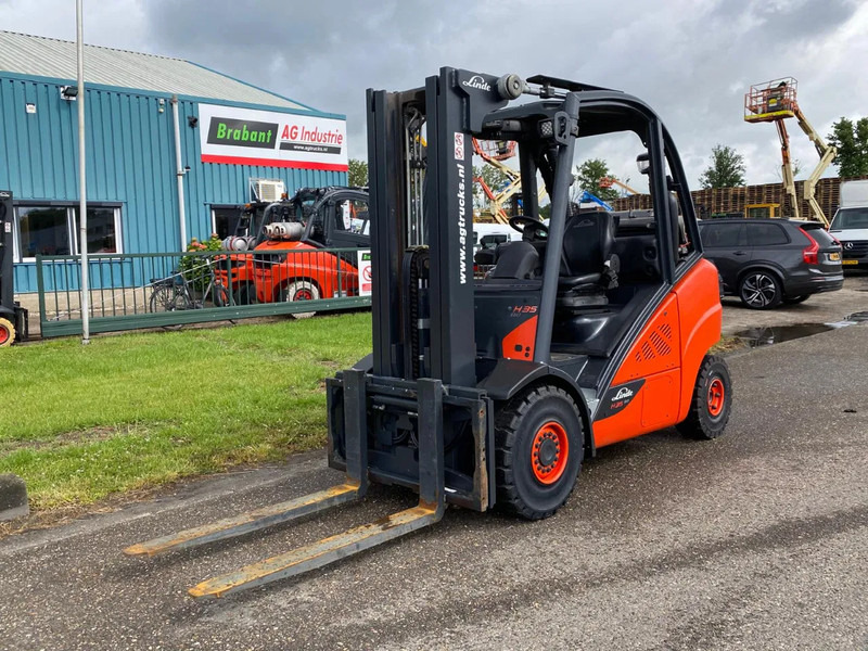 Linde H35T-02 - Газовий навантажувач: фото 4 Linde H35T-02 - Газовий навантажувач: фото 4