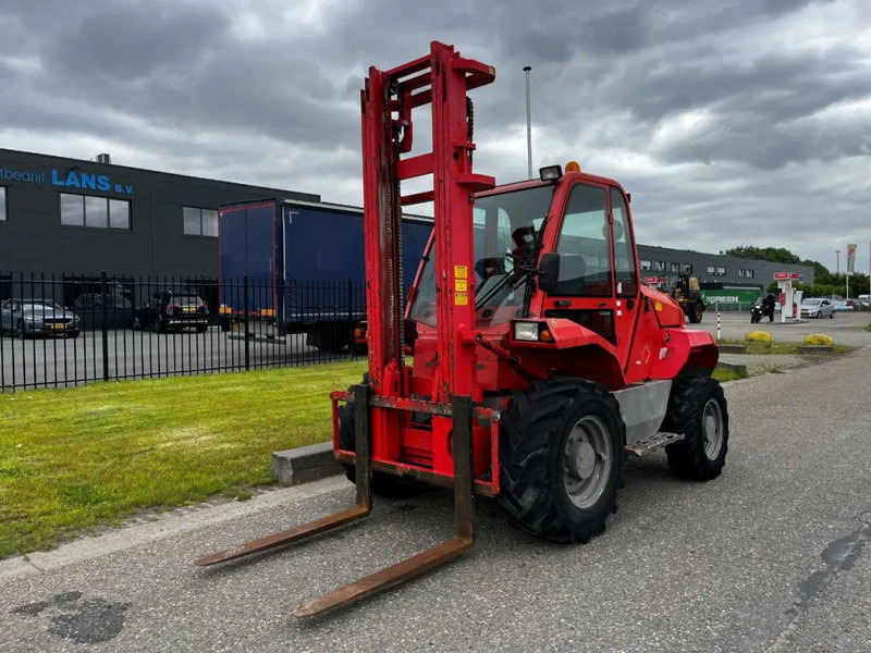 Manitou M30-4 4X4 - Навантажувач підвищеної прохідності: фото 5 Manitou M30-4 4X4 - Навантажувач підвищеної прохідності: фото 5