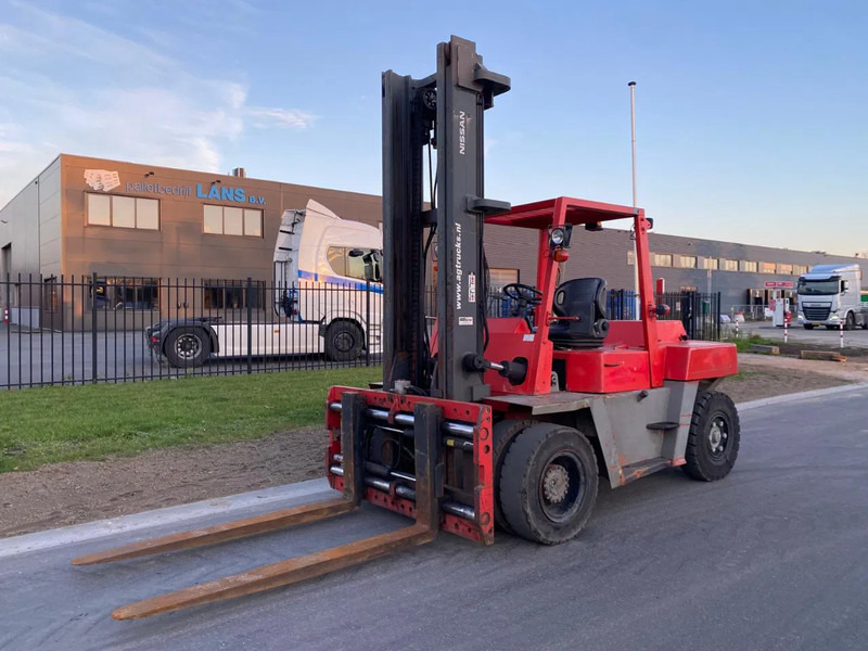 Nissan 31ZVF05H70U - Дизельний навантажувач: фото 4 Nissan 31ZVF05H70U - Дизельний навантажувач: фото 4