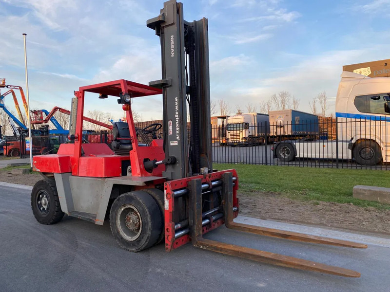 Nissan 31ZVF05H70U - Дизельний навантажувач: фото 3 Nissan 31ZVF05H70U - Дизельний навантажувач: фото 3