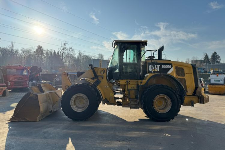 Новий Колісний навантажувач CATERPILLAR | 950M: фото 8
