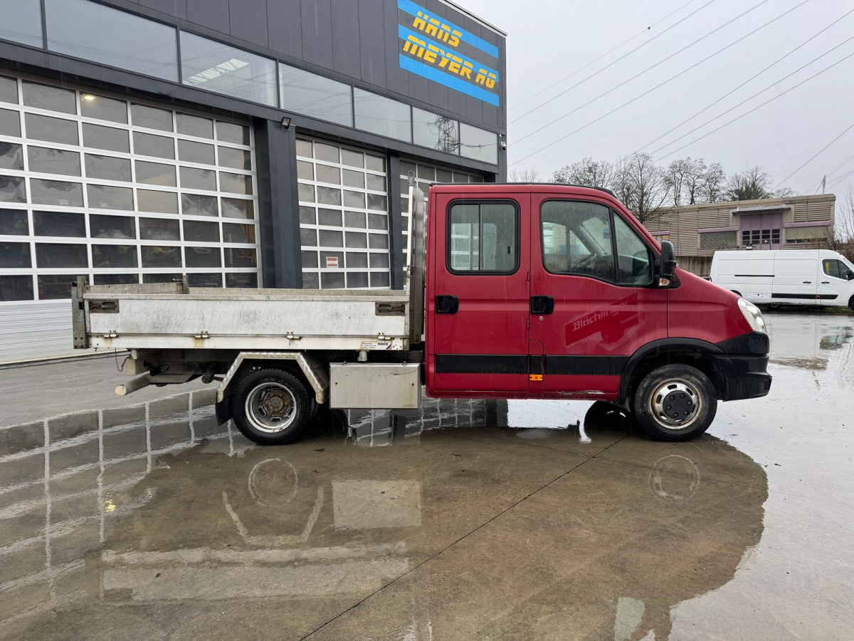 IVECO 35C15 Daily 4x2 - Малотоннажний самоскид, Вантажопасажирський фургон: фото 4 IVECO 35C15 Daily 4x2 - Малотоннажний самоскид, Вантажопасажирський фургон: фото 4