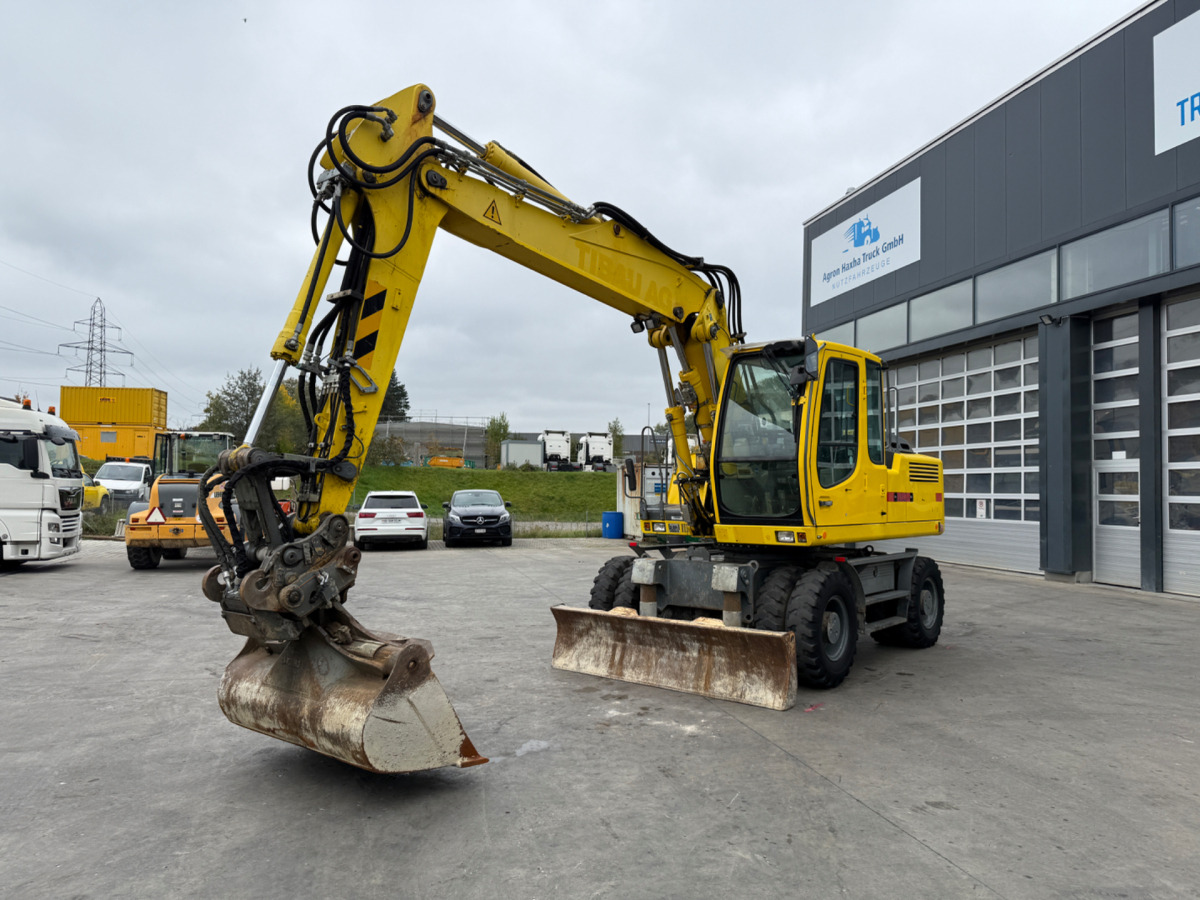 LIEBHERR 900 C 3xBuckets - Колісний екскаватор: фото 1 LIEBHERR 900 C 3xBuckets - Колісний екскаватор: фото 1
