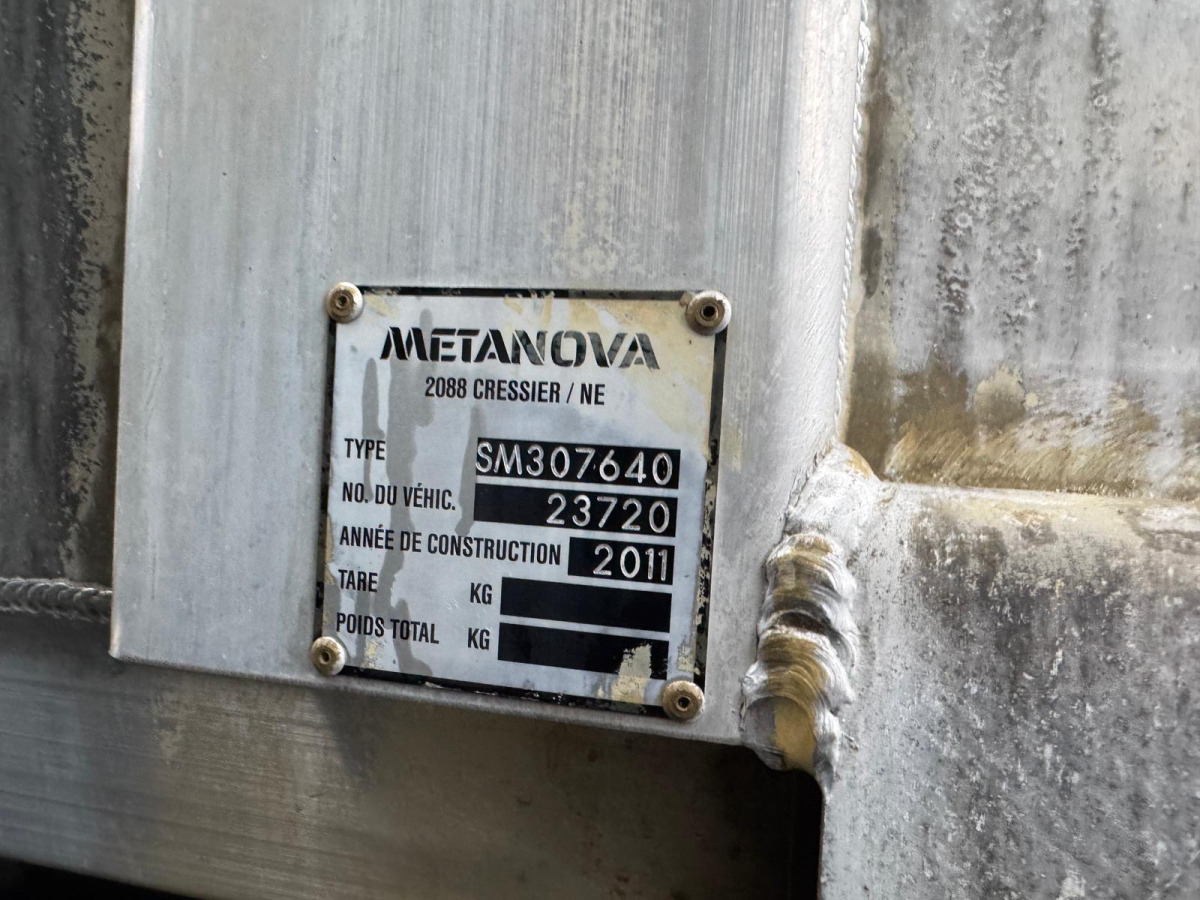 Самоскид вантажівка MERCEDES 3248 8x4 Rückwärtskipper 15m3: фото 14 Самоскид вантажівка MERCEDES 3248 8x4 Rückwärtskipper 15m3: фото 14